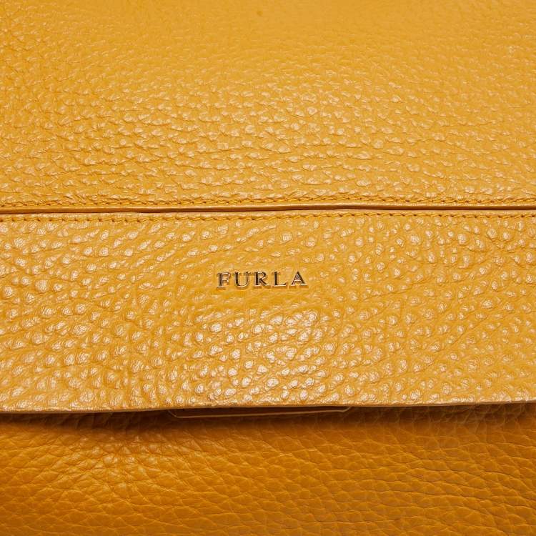 Pre Owned Furla Mustard Leather Medium Capriccio Top Handle Bag