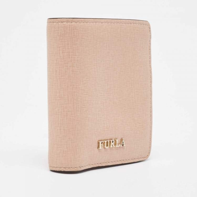 Pre Owned Furla Light Pink Leather Logo Bifold Wallet