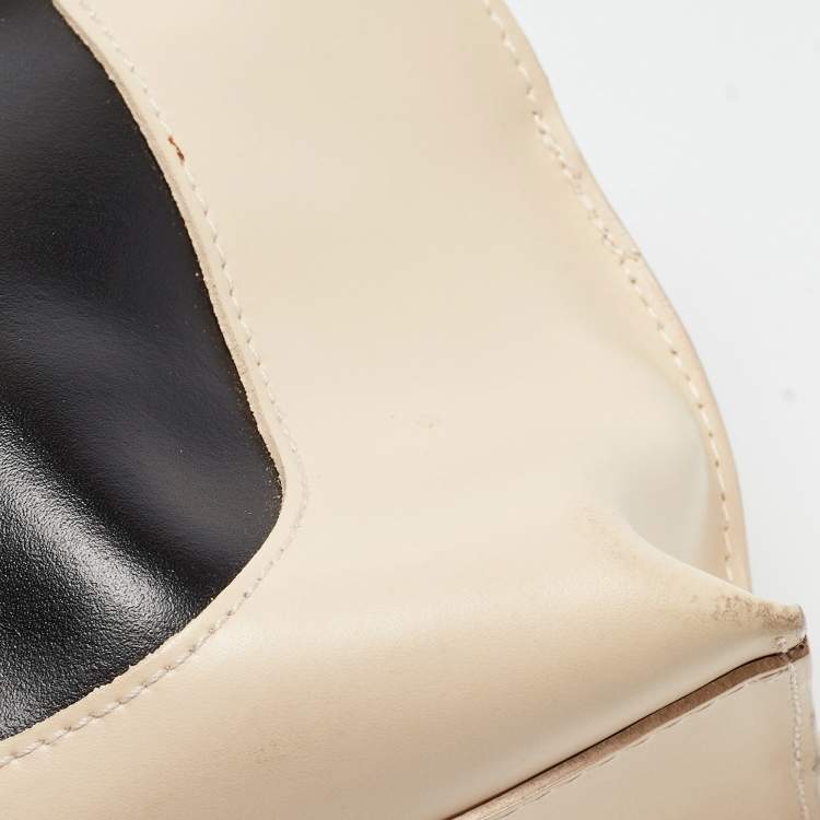 Pre Owned Furla Black/Cream Leather Bag