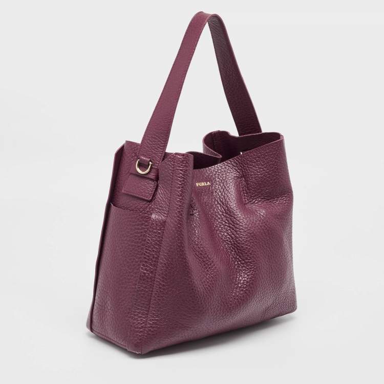 Pre Owned Furla Burgundy Pebbled Leather Medium Capriccio Hobo