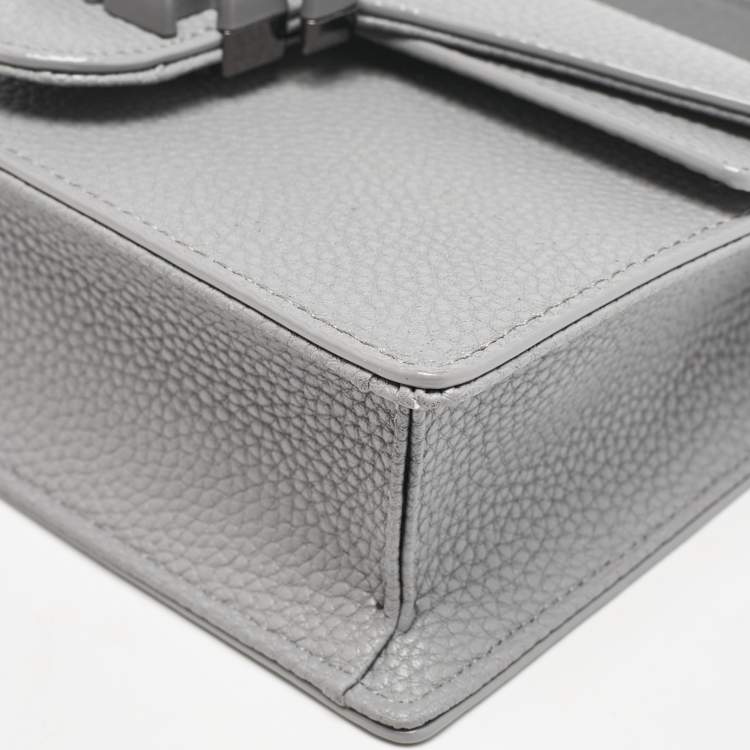 Pre Owned Gianfranco Ferre Grey Leather Logo Flap Shoulder Bag