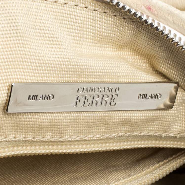 Pre Owned Gianfranco Ferre Cream Leather Side Pocket Shoulder Bag