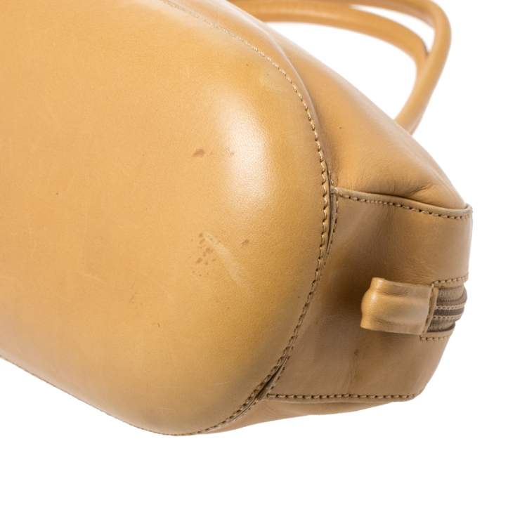 Pre Owned Gianfranco Ferre Beige Leather Bowler Bag