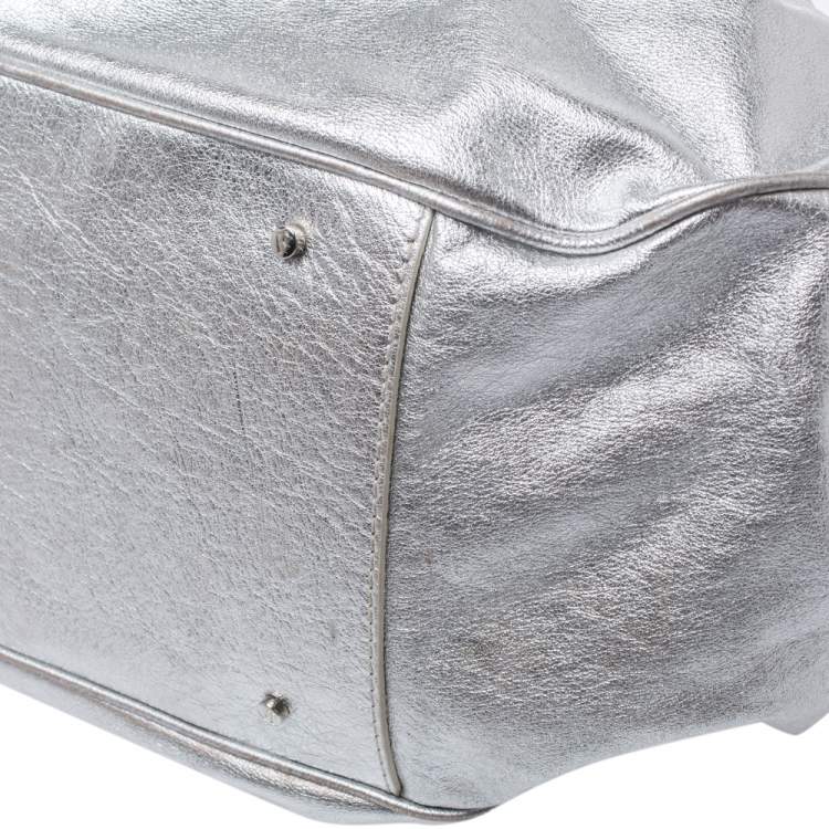 Pre Owned Gianfranco Ferre Silver Leather Flap Buckle Satchel