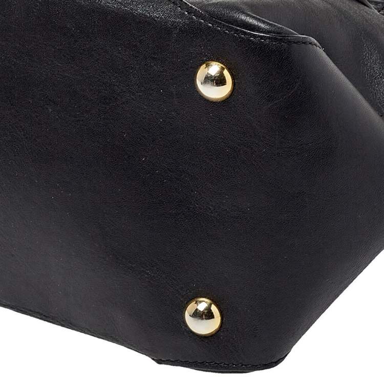 Pre Owned Gianfranco Ferre Black Leather Flap Satchel