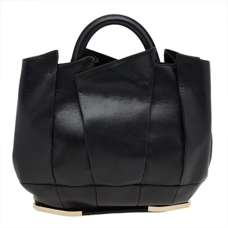 Pre Owned Gianfranco Ferre Black Pleated Leather Top Handle Bag