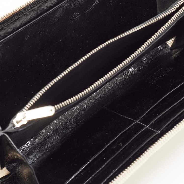 Pre Owned Gianfranco Ferre Beige Watersnake Leather Zip Around Oversized Wallet