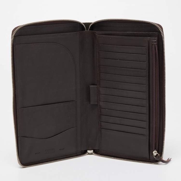 Pre Owned Gianfranco Ferre Beige Alligator Leather Zip Around Wallet
