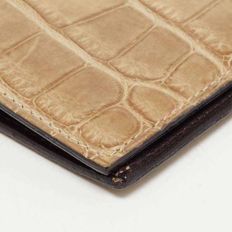 Pre Owned Gianfranco Ferre Beige Alligator Leather Bifold Wallet