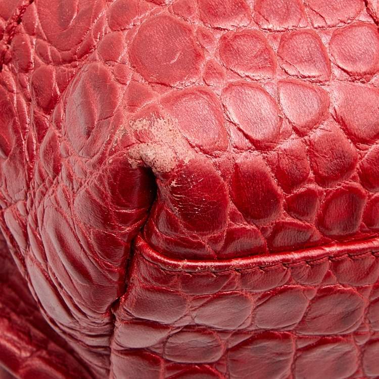 Pre Owned Gianfranco Ferre Red Croc Embossed Leather Tote