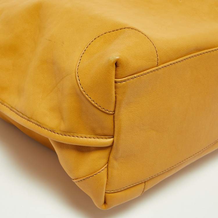 Pre Owned Gianfranco Ferre Mustard Leather Shopper Tote