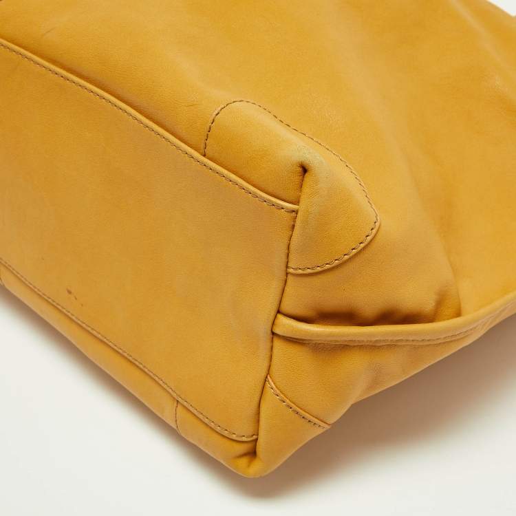 Pre Owned Gianfranco Ferre Mustard Leather Shopper Tote
