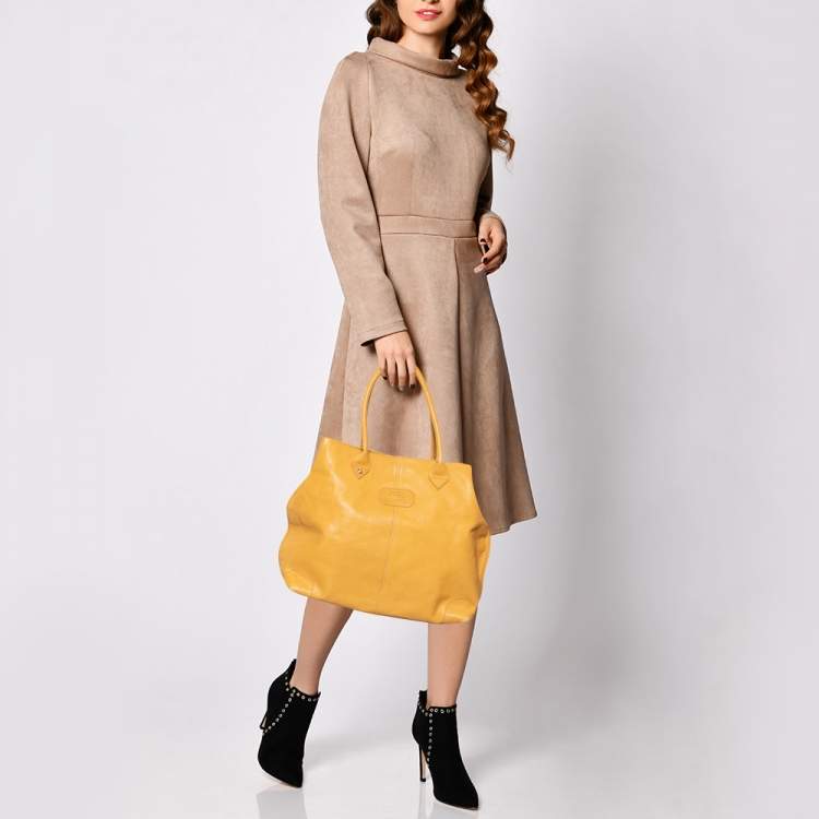 Pre Owned Gianfranco Ferre Mustard Leather Shopper Tote
