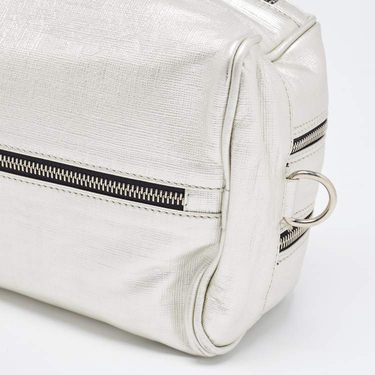 Pre Owned Gianfranco Ferre Silver Leather Oversized Pouch