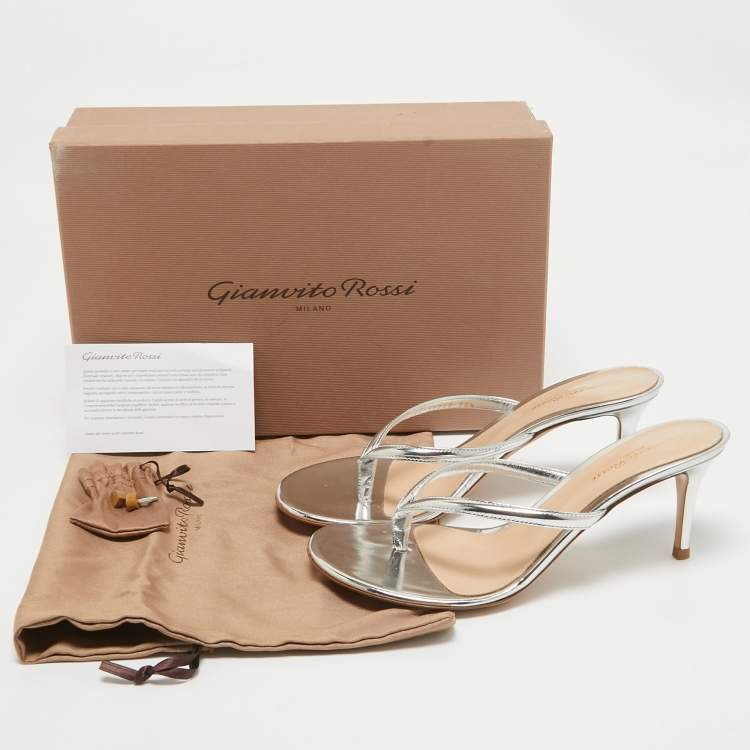 Pre Owned Gianvito Rossi Silver Patent Leather Calypso Thong Sandals Size 38.5