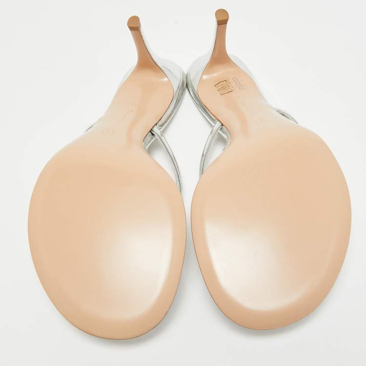 Pre Owned Gianvito Rossi Silver Patent Leather Calypso Thong Sandals Size 38.5