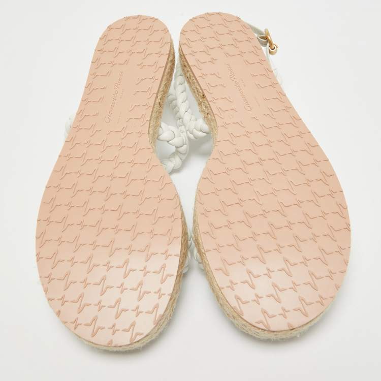 مملوكة مسبقًا Gianvito Rossi White Braided Leather Espadrille Platform Sandals Size 41