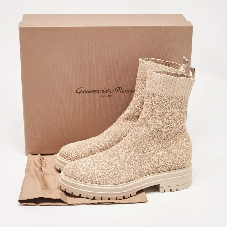 Pre Owned Gianvito Rossi Beige Boucle Fabric Torrance Ankle Boots Size 39.5