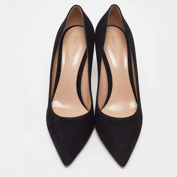 Pre Owned Gianvito Rossi Black Suede Gianvito Pumps Size 39