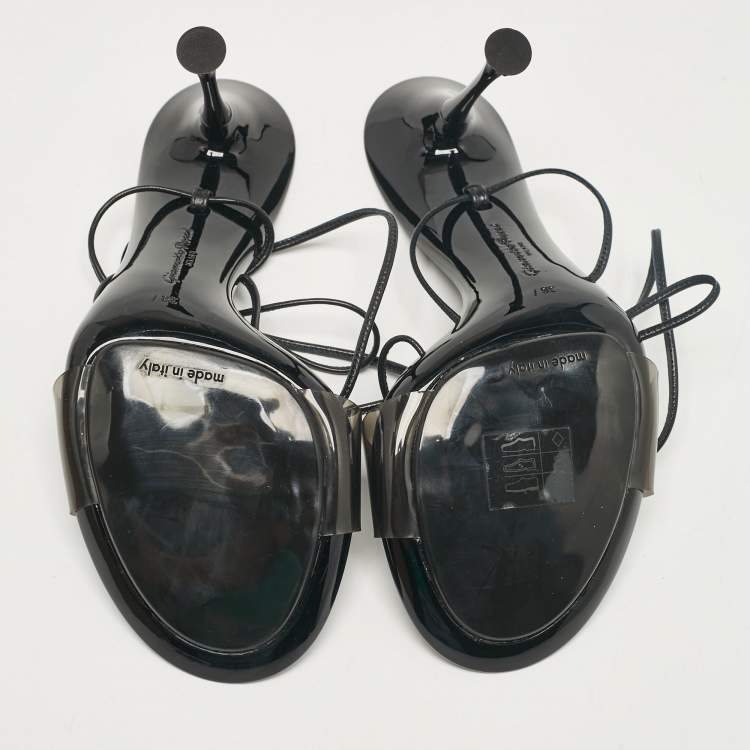 مملوكة مسبقًا Gianvito Rossi Black PVC and Leather Spice Sandals Size 38.5