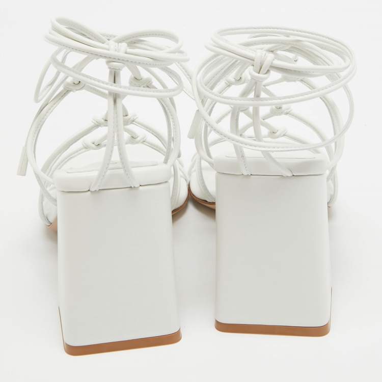 Pre Owned Gianvito Rossi White Leather Minas Sandals Size 39