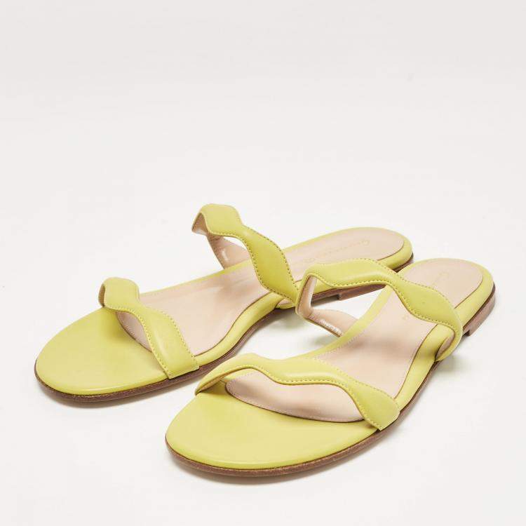 Pre Owned Gianvito Rossi Green Leather Wavy Flat Slides Size 37