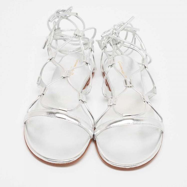 Pre Owned Gianvito Rossi Silver Leather Giza Flat Sandals Size 37