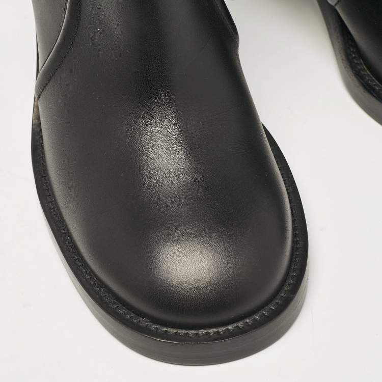 Pre Owned Gianvito Rossi Black Leather Ankle Length Boots Size 37.5