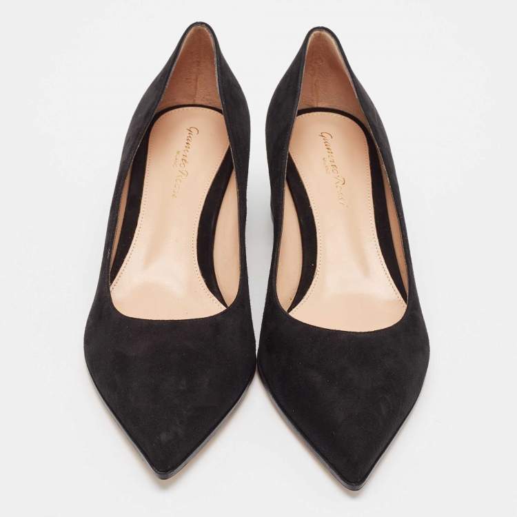 Pre Owned Gianvito Rossi Black Suede Piper Block Heel Pumps Size 39.5