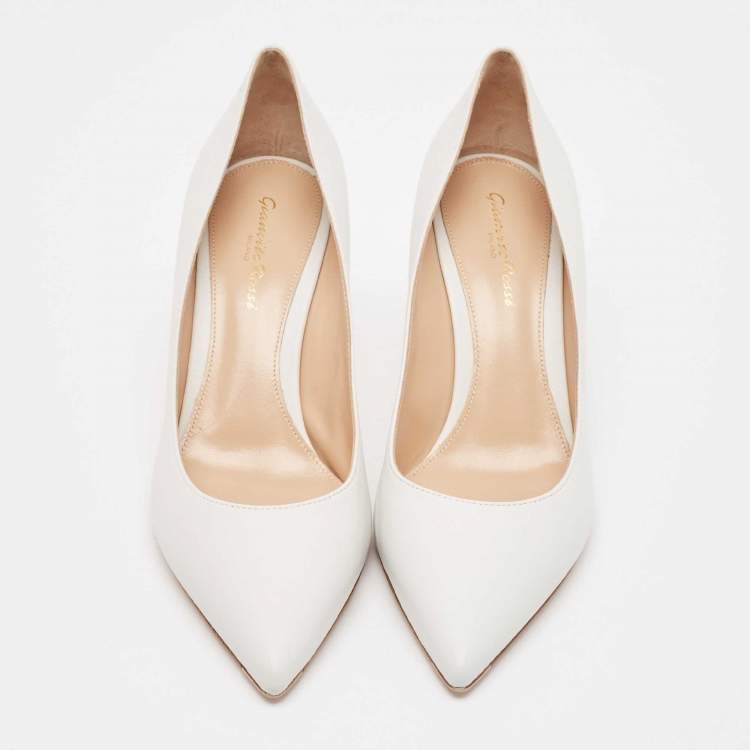 Pre Owned Gianvito Rossi White Leather Plexi Pointed Toe Pumps Size 38.5