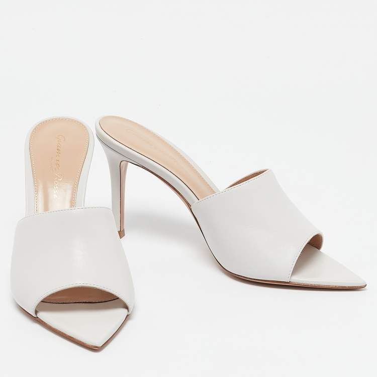 Pre Owned Gianvito Rossi White Leather Alise Mules Size 36