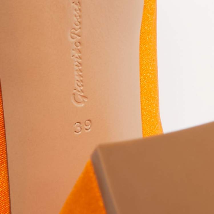 Pre Owned Gianvito Rossi Orange Satin Sue Slide Sandals Size 39