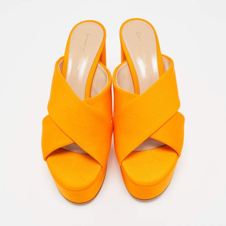 Pre Owned Gianvito Rossi Orange Satin Sue Slide Sandals Size 39
