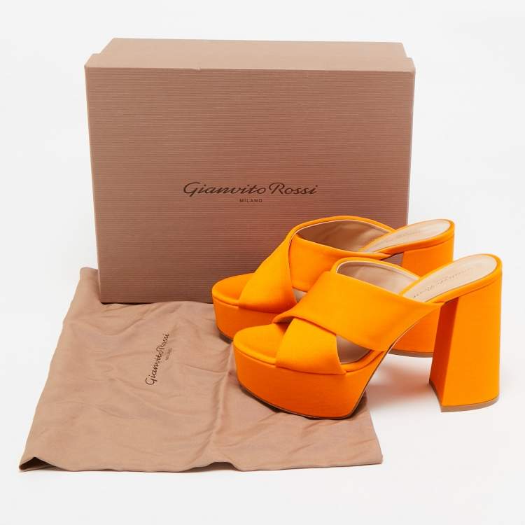 Pre Owned Gianvito Rossi Orange Satin Sue Slide Sandals Size 39