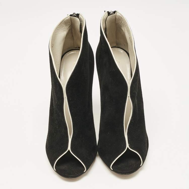 Pre Owned Gianvito Rossi Black Suede Vamp Booties Size 37