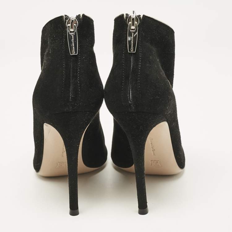 Pre Owned Gianvito Rossi Black Suede Vamp Booties Size 37