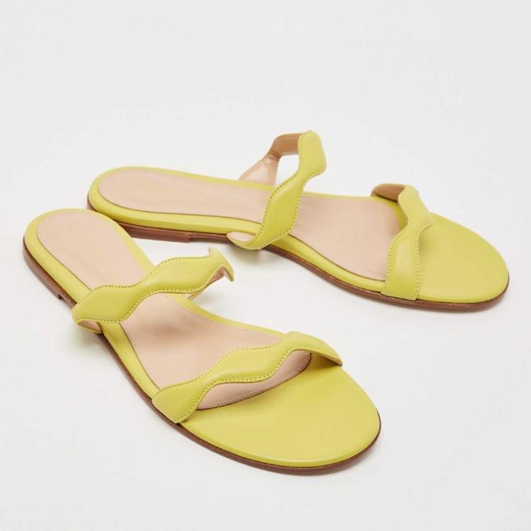 Pre Owned Gianvito Rossi Green Leather Wavy Flat Slides Size 39