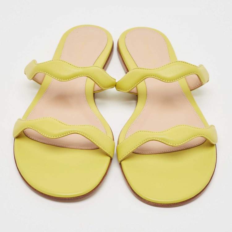 Pre Owned Gianvito Rossi Green Leather Wavy Flat Slides Size 39