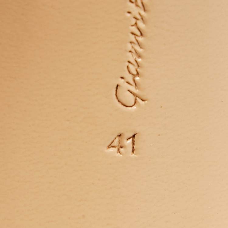 Pre Owned Gianvito Rossi White/Transparent Leather and PVC Plexi Pumps Size 41