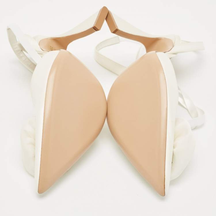 Pre Owned Gianvito Rossi White Satin Flower Embellished Ankle Wrap Pumps Size 41