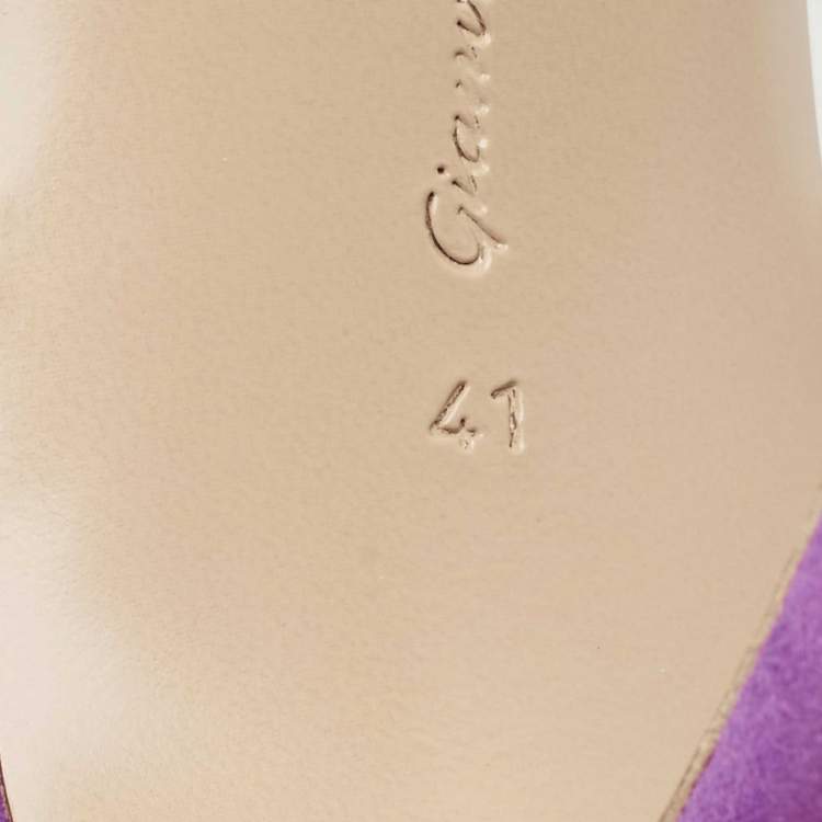 Pre Owned Gianvito Rossi Purple Suede Crystal Embellished Cannes Sandals Size 41