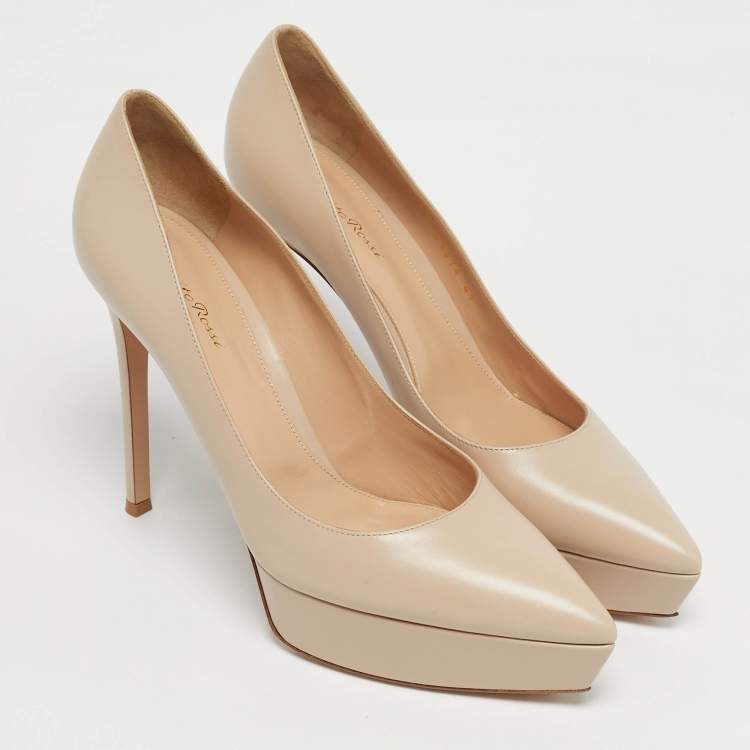 Pre Owned Gianvito Rossi Beige Leather Dahsha Platform Pumps Size 41