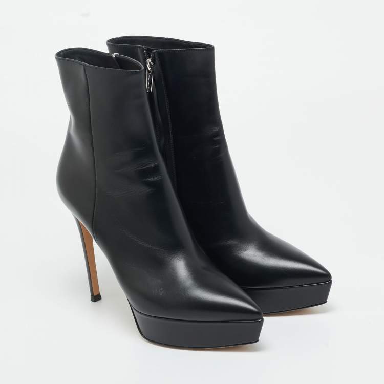 Pre Owned Gianvito Rossi Black Leather Dasha Platform Booties Size 39.5