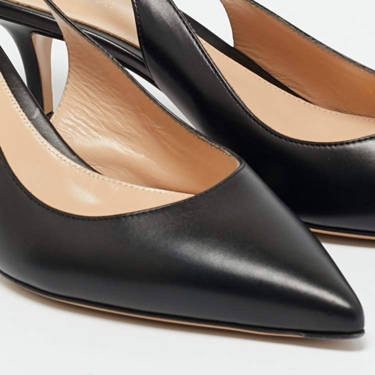 Pre Owned Gianvito Rossi Ribbon Size 41 Black Leather Pumps