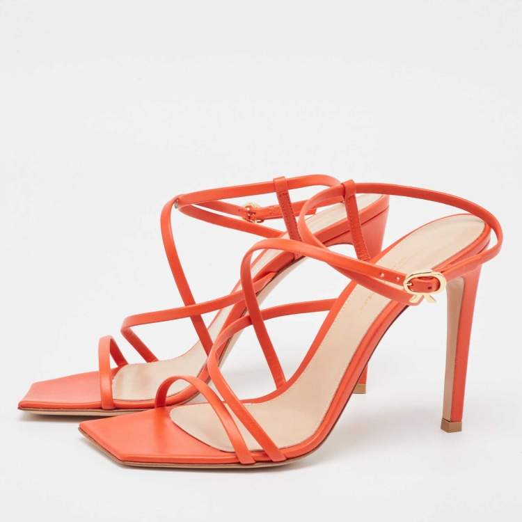 مملوكة مسبقًا Gianvito Rossi Geom Size 36  Coral Red Leather Geom Strappy Sandals