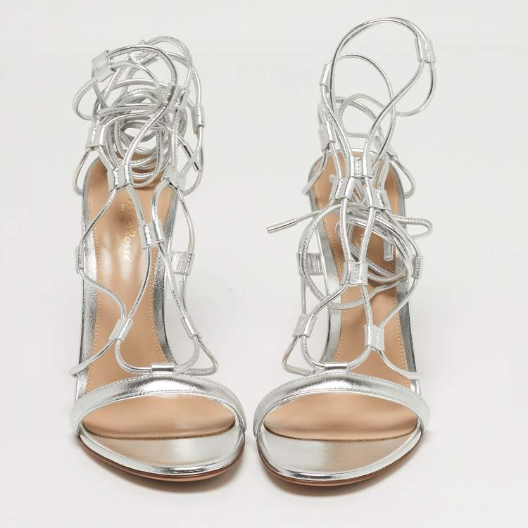 مملوكة مسبقًا Gianvito Rossi Giza Size 39.5 Silver Leather Ankle Wrap Sandals