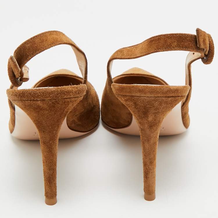 مملوكة مسبقًا Gianvito Rossi Anna Size 40.5 Brown Suede Slingback Pumps