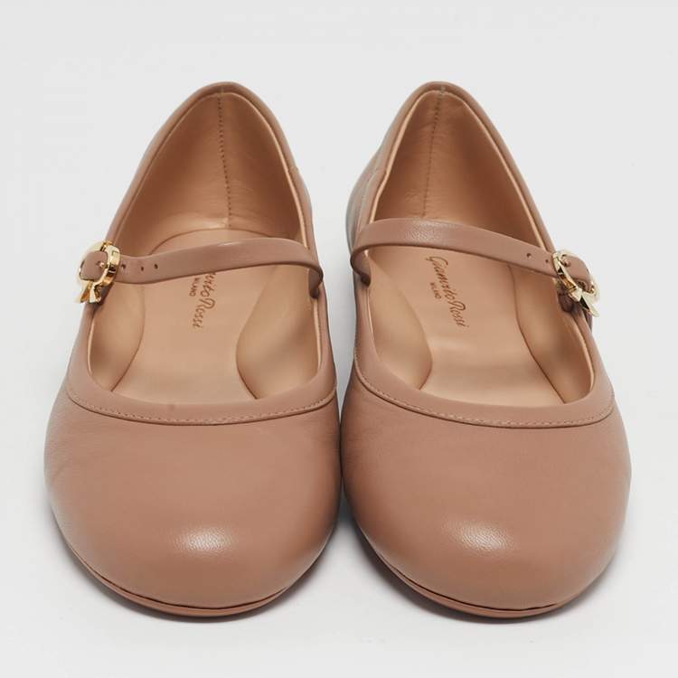 Pre Owned Gianvito Rossi Carla Size 39 Beige Leather Ballet Flats