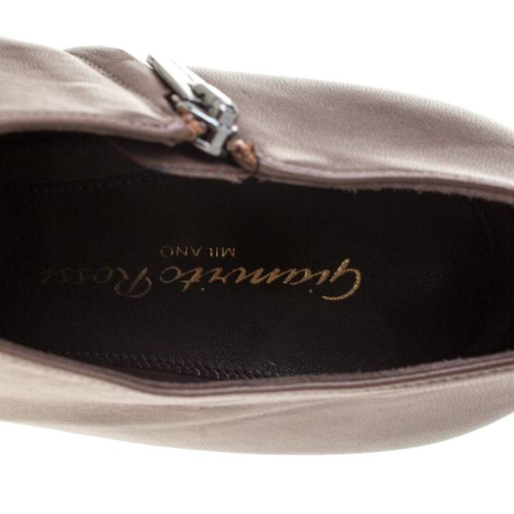 Pre Owned Gianvito Rossi Brown Leather Ankle Booties Size 37