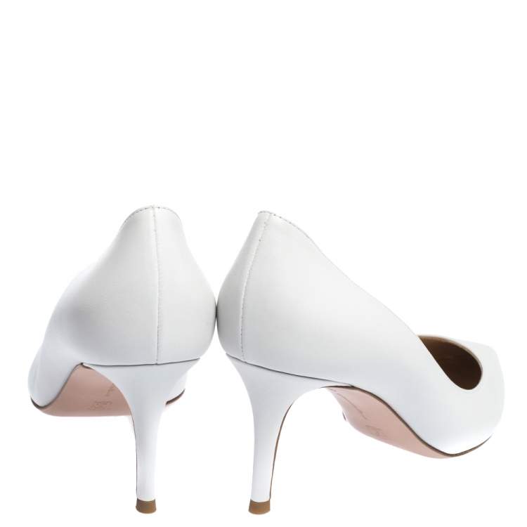 Pre Owned Gianvito Rossi White Leather Pointed Toe Pumps Size 40